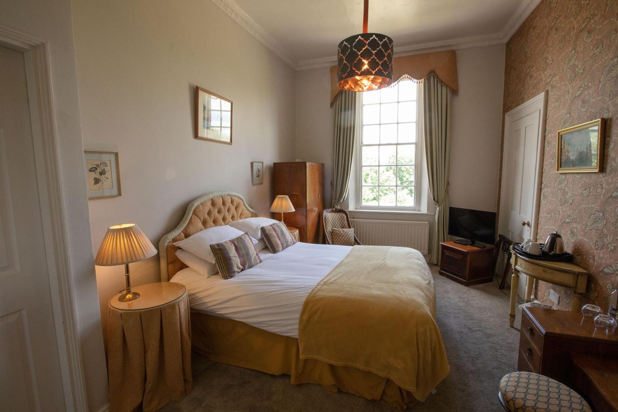 Grafton Manor Hotel Бромсгрув Экстерьер фото