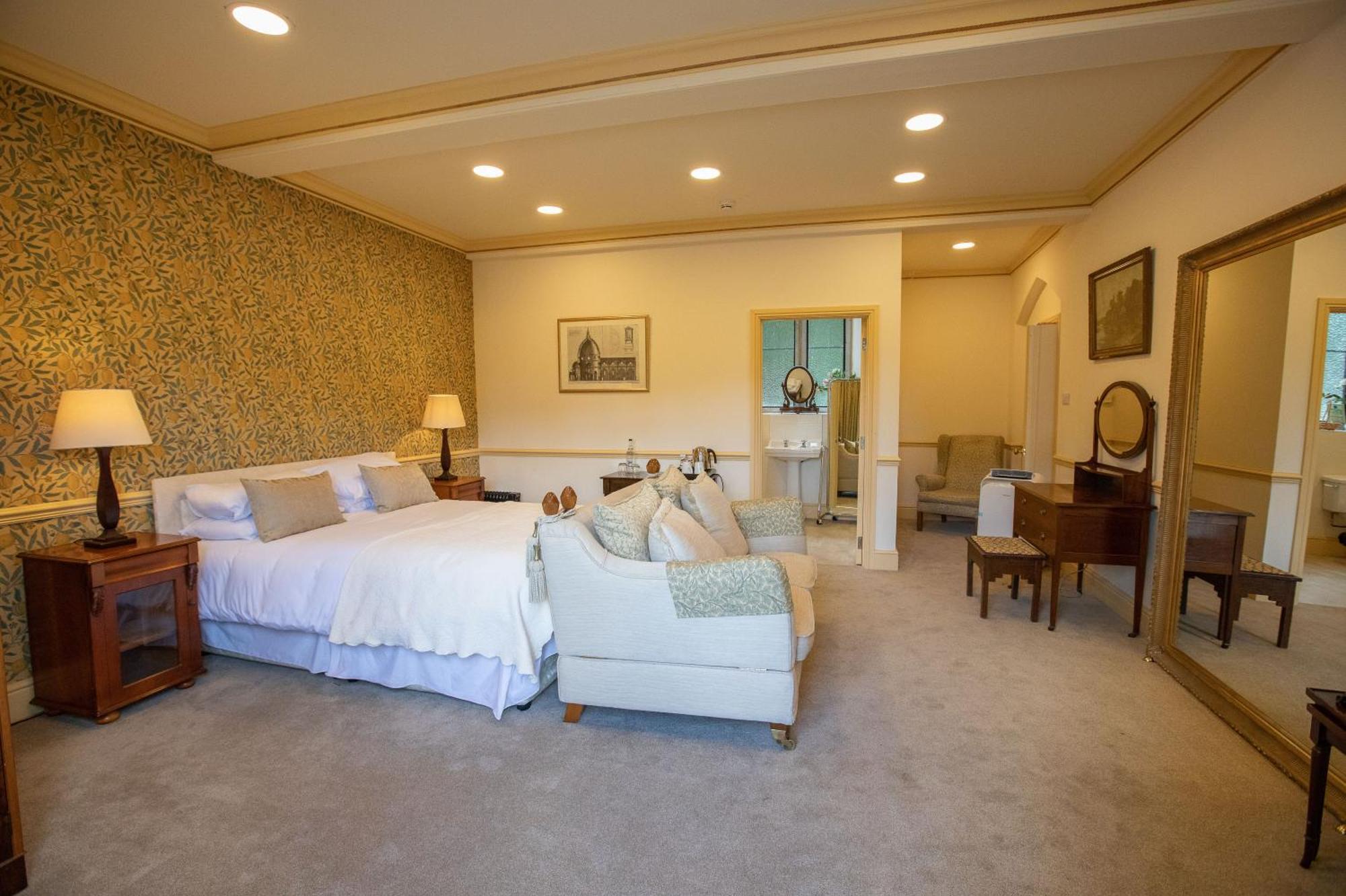 Grafton Manor Hotel Бромсгрув Экстерьер фото