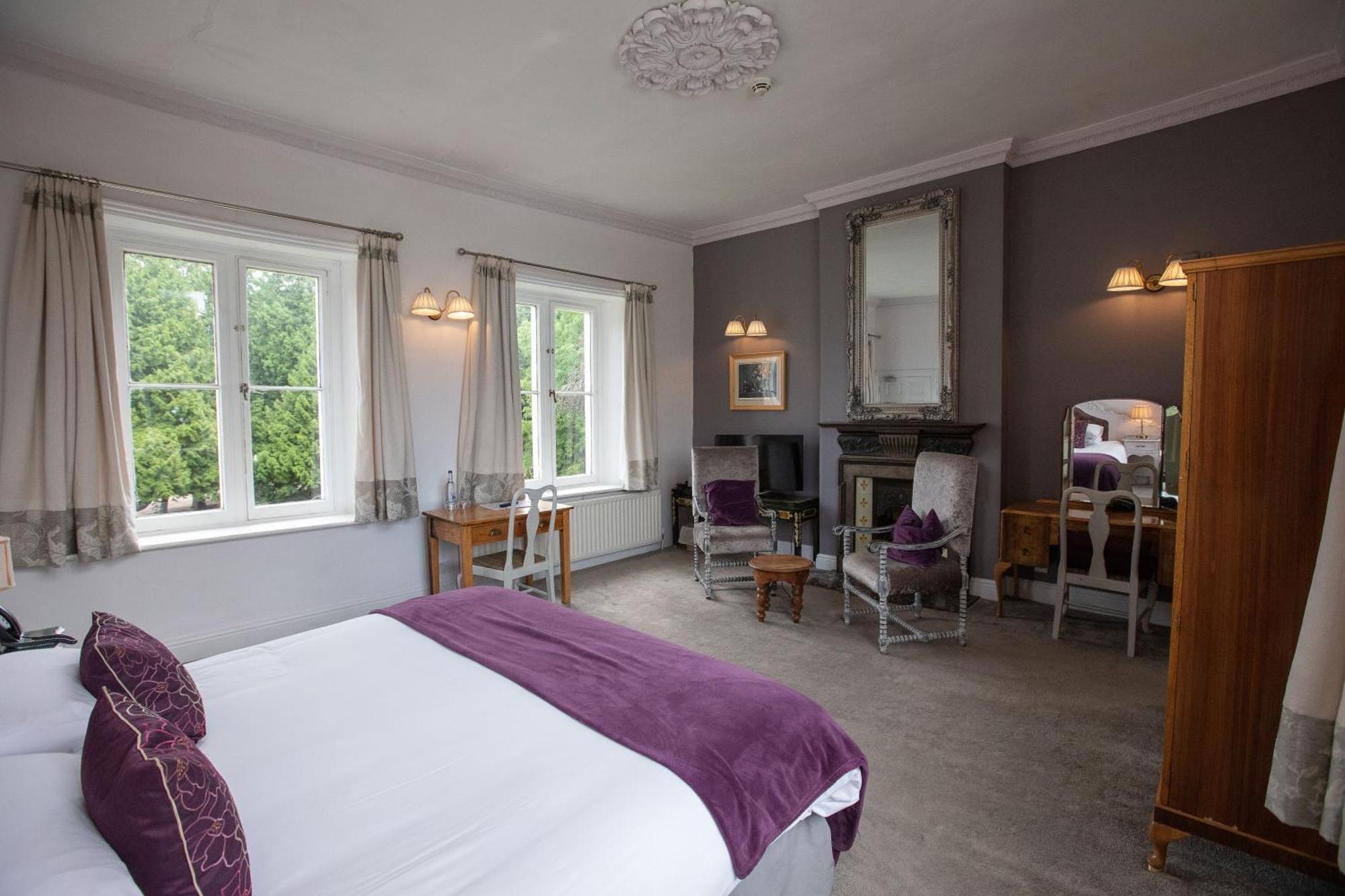 Grafton Manor Hotel Бромсгрув Экстерьер фото